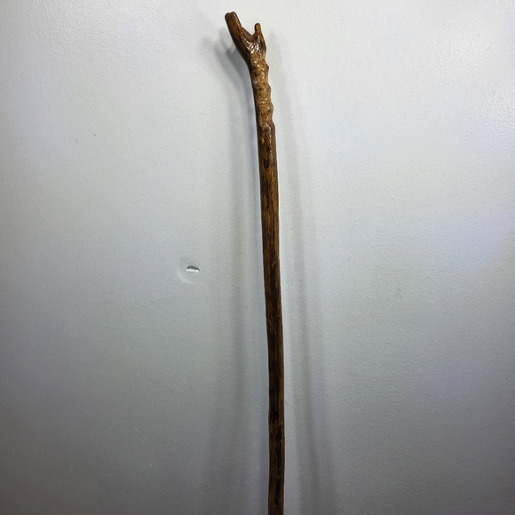 47" Natural Wood Very Light Grooved Grip Walking Hiking Stick - Picture 4 of 4